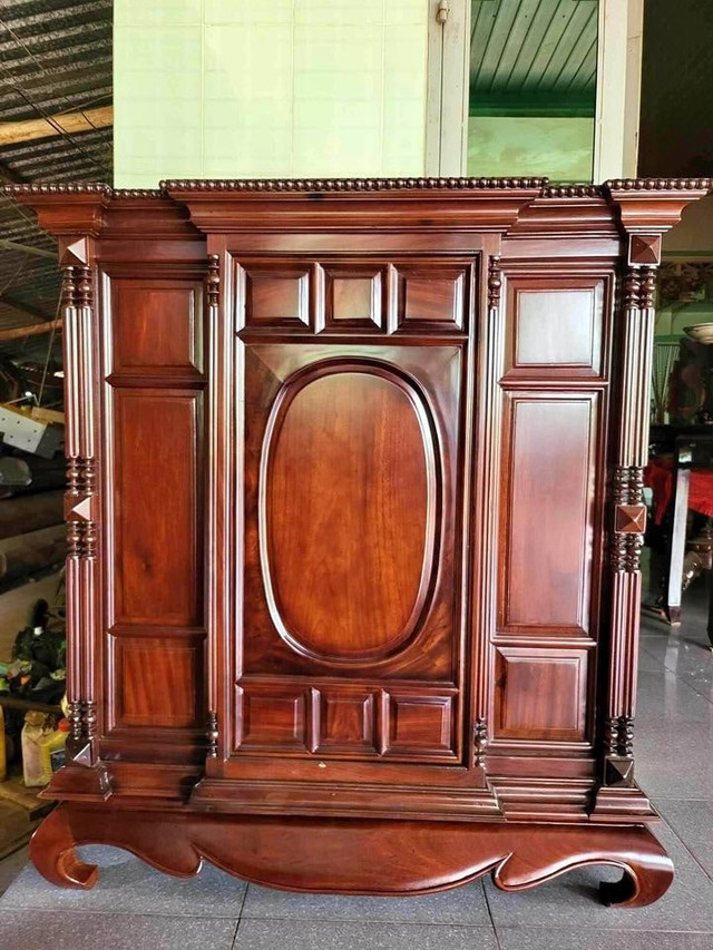 Tủ thờ 13 trám gõ đỏ